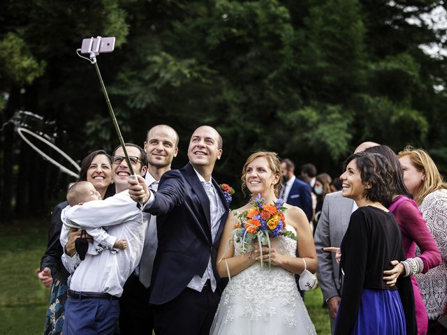 Il matrimonio di Luca e Mara a Cerro Maggiore, Milano 20