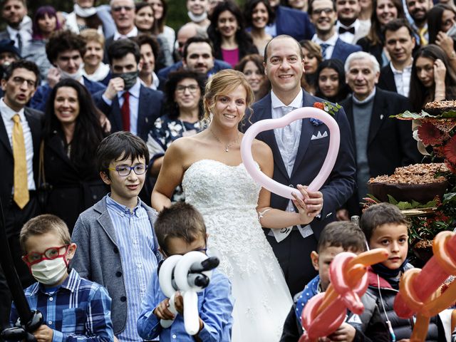 Il matrimonio di Luca e Mara a Cerro Maggiore, Milano 29