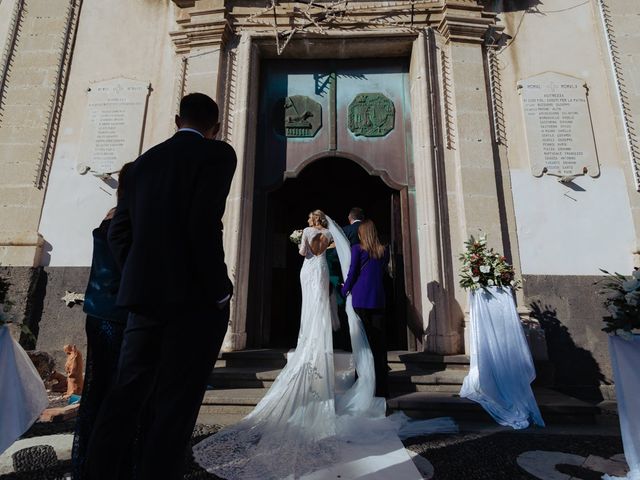 Il matrimonio di Loriana e Giovanni a Aci Castello, Catania 16
