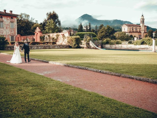 Il matrimonio di Massimiliano e Aurora a Almenno San Bartolomeo, Bergamo 15