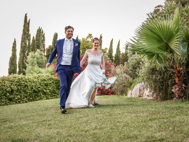 Il matrimonio di Francesco e Mariaelena a Torre Santa Susanna, Brindisi 42