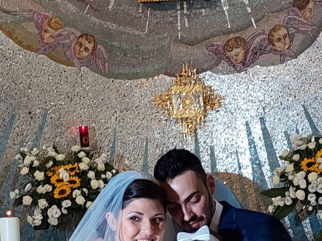 Il matrimonio di Luca e Lorena a Pesche, Isernia 19