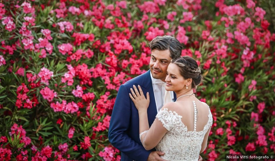 Il matrimonio di Francesco e Mariaelena a Torre Santa Susanna, Brindisi