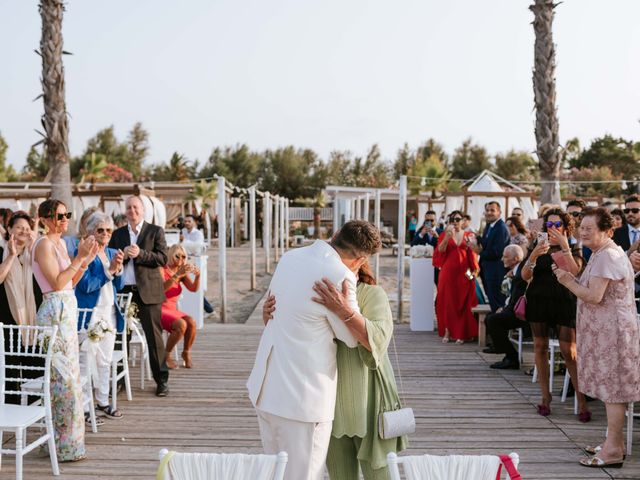 Il matrimonio di Claudia e Francesca a Margherita di Savoia, Bari 46