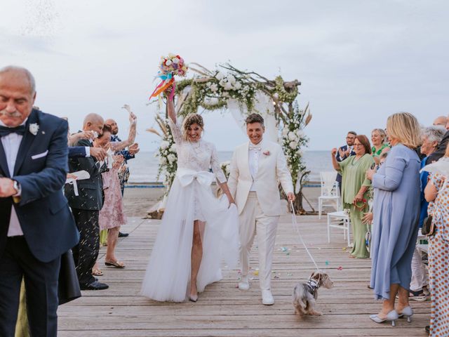 Il matrimonio di Claudia e Francesca a Margherita di Savoia, Bari 76