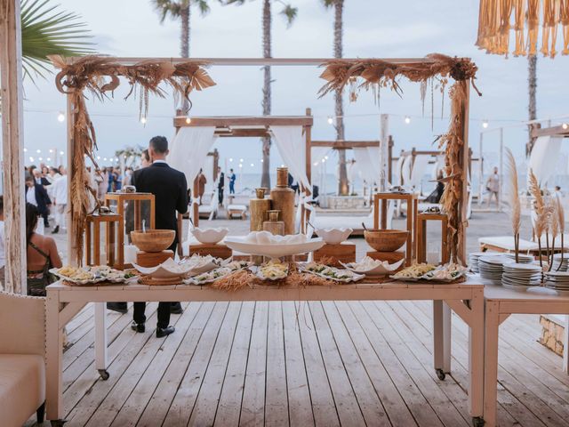 Il matrimonio di Claudia e Francesca a Margherita di Savoia, Bari 82