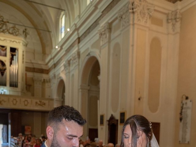 Il matrimonio di Francesco e Giulia a Poggio Rusco, Mantova 23