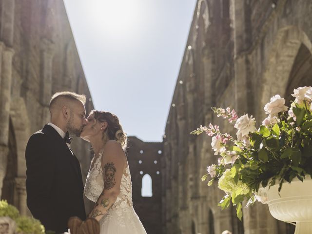 Il matrimonio di Andrea e Desy a Chiusdino, Siena 29