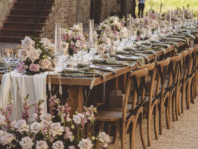 Il matrimonio di Andrea e Desy a Chiusdino, Siena 43