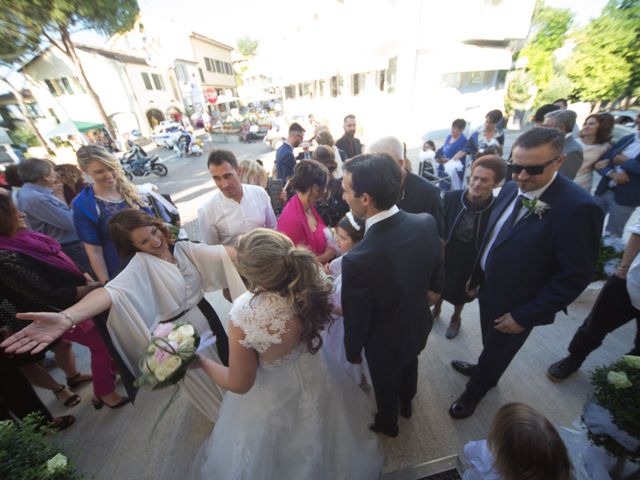 Il matrimonio di Daniele e Elisa a Gradara, Pesaro - Urbino 27