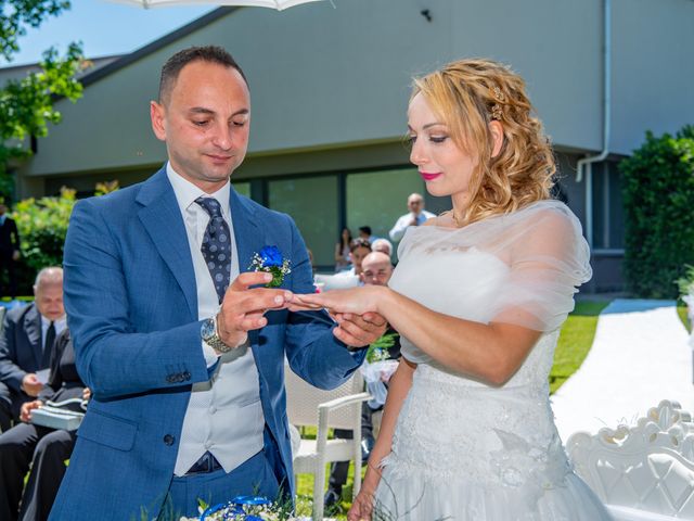 Il matrimonio di Paolo e Anna a Torlino Vimercati, Cremona 22