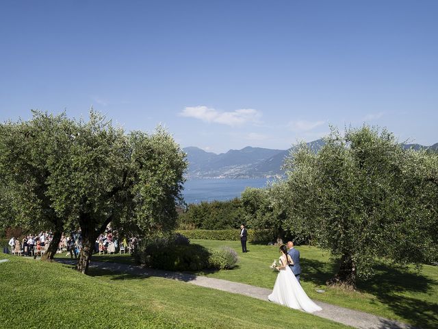 Il matrimonio di Omar e Silvia a Iseo, Brescia 27