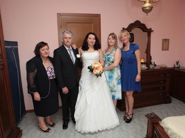 Il matrimonio di Antonio e Grazia a Galliate, Novara 15