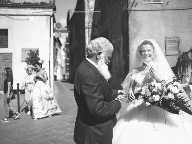 Il matrimonio di Tiziano e Ladis a Ischia di Castro, Viterbo 23