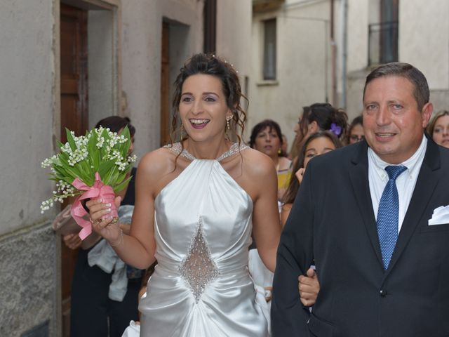 Il matrimonio di Emilio e Laetitia a Castel San Vincenzo, Isernia 13