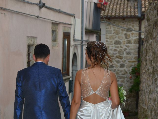 Il matrimonio di Emilio e Laetitia a Castel San Vincenzo, Isernia 17