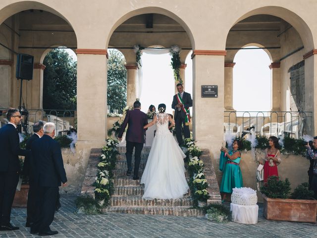 Il matrimonio di Sabrina e Emanuele a Genga, Ancona 8