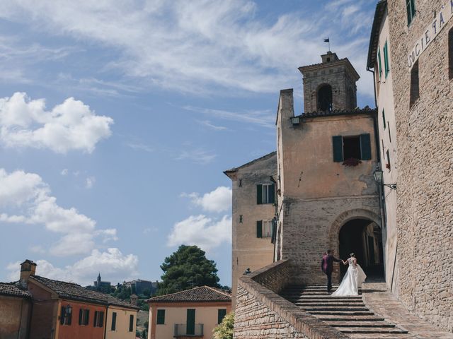 Il matrimonio di Sabrina e Emanuele a Genga, Ancona 16