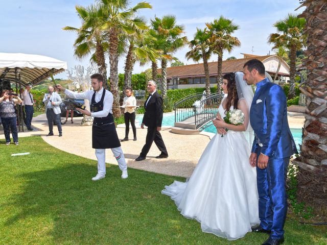 Il matrimonio di Andrea e Erika a Isola del Gran Sasso d&apos;Italia, Teramo 20