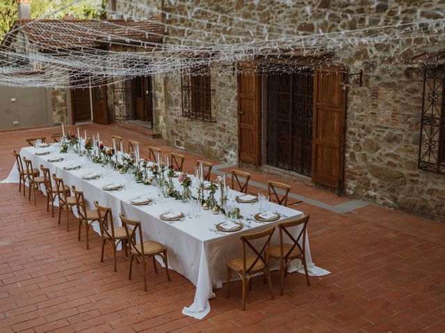 Il matrimonio di Connor e Abbey a Bucine, Arezzo 28
