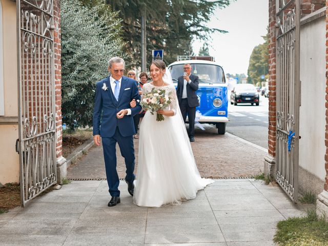 Il matrimonio di Simone e Roberta a Oleggio, Novara 16