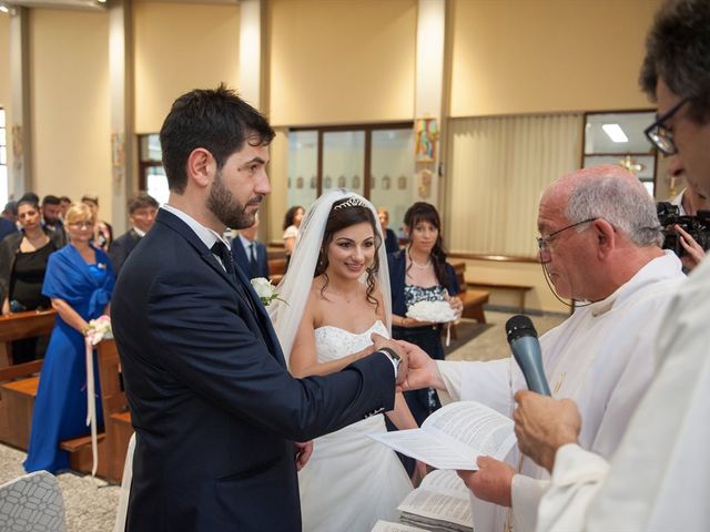 Il matrimonio di Paolo e Carolina a Olgiate Molgora, Lecco 12