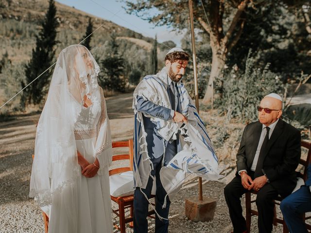 Il matrimonio di Joseph e Anouchka a Polizzi Generosa, Palermo 15