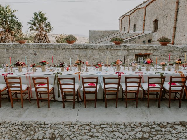 Il matrimonio di Joseph e Anouchka a Polizzi Generosa, Palermo 43