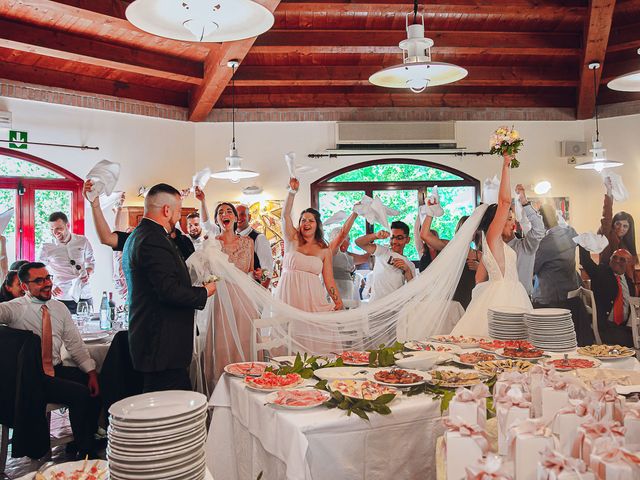 Il matrimonio di Alessandro e Francesca a Comacchio, Ferrara 14