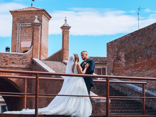 Il matrimonio di Alessandro e Francesca a Comacchio, Ferrara 27