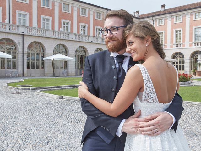 Il matrimonio di Michele e Daniela a Rovato, Brescia 23