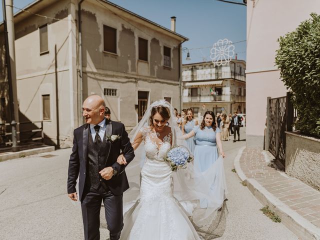 Il matrimonio di Andrea e Sara a San Benedetto dei Marsi, L&apos;Aquila 13