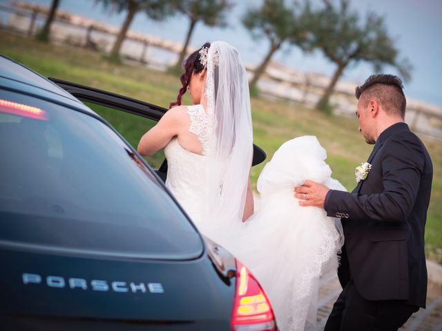 Il matrimonio di Marco e Sara a Torre de&apos; Passeri, Pescara 33