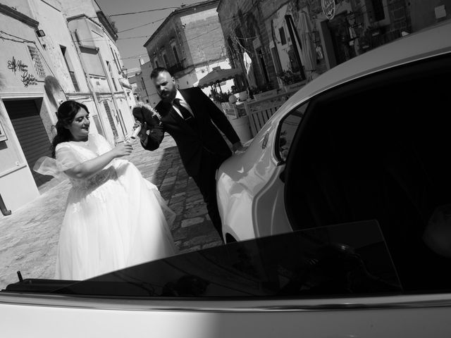 Il matrimonio di Stefania e Pietro a Taranto, Taranto 31