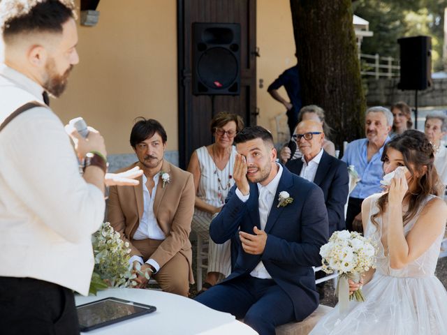 Il matrimonio di Luca e Giada a Vergiate, Varese 11