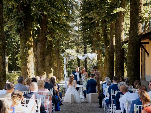 Il matrimonio di Luca e Giada a Vergiate, Varese 14