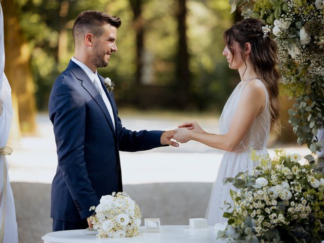 Il matrimonio di Luca e Giada a Vergiate, Varese 24