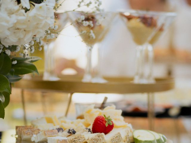 Il matrimonio di Luca e Giada a Vergiate, Varese 32