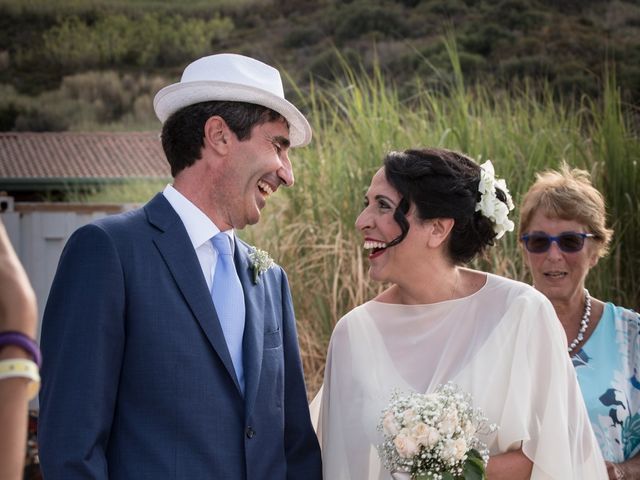 Il matrimonio di Gianmarco e Roberta a Stromboli, Messina 10