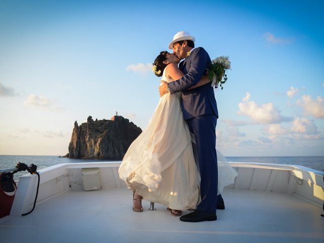 Il matrimonio di Gianmarco e Roberta a Stromboli, Messina 25