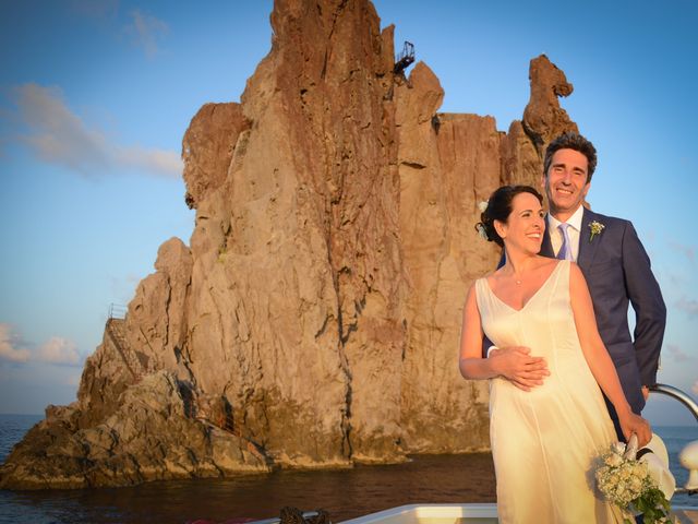 Il matrimonio di Gianmarco e Roberta a Stromboli, Messina 26