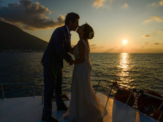 Il matrimonio di Gianmarco e Roberta a Stromboli, Messina 28