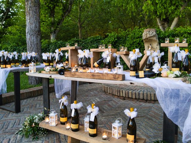 Il matrimonio di Giuseppe e Mirella a Forlimpopoli, Forlì-Cesena 30