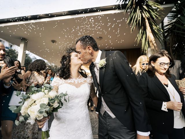 Il matrimonio di Michele e Raluca a Napoli, Napoli 27