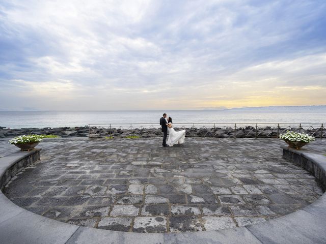 Il matrimonio di Michele e Raluca a Napoli, Napoli 30