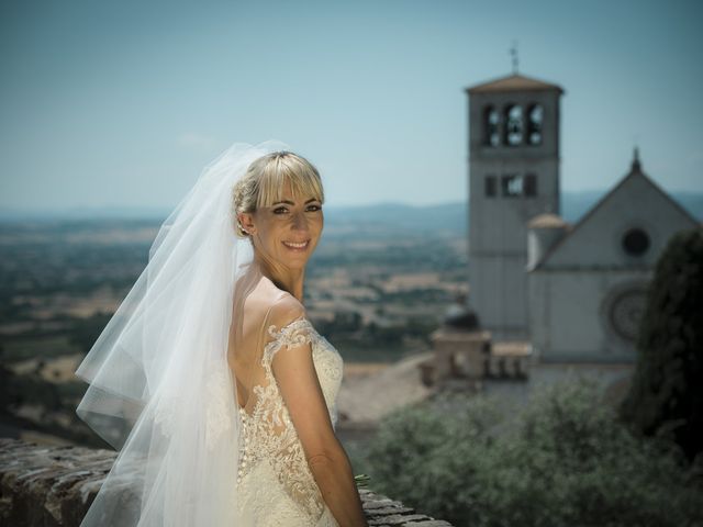 Il matrimonio di Luigi e Lucrezia a Valfabbrica, Perugia 10