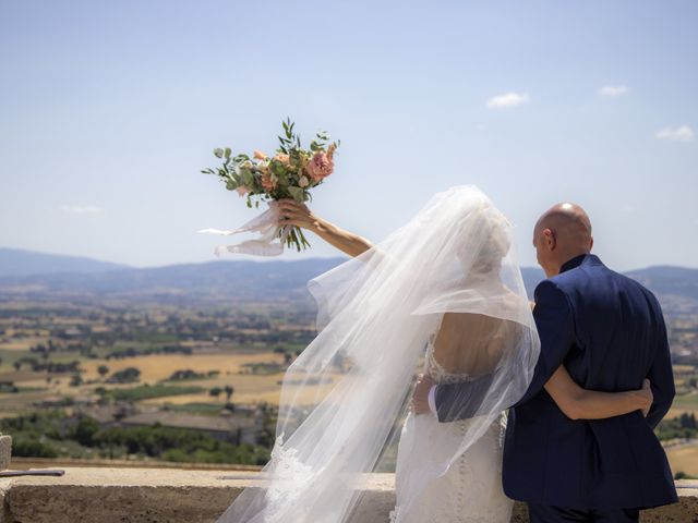 Il matrimonio di Luigi e Lucrezia a Valfabbrica, Perugia 20