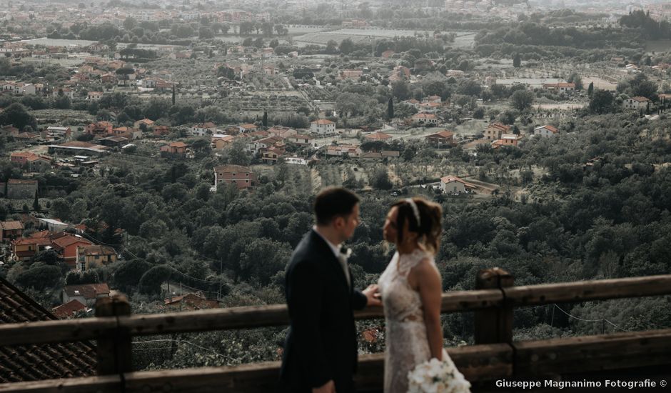 Il matrimonio di Laura e Lorenzo a Ortonovo, La Spezia