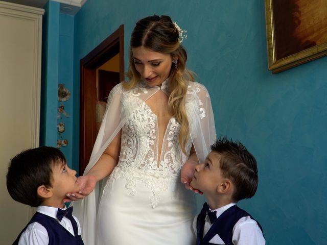 Il matrimonio di Roberta e Vincenzo a Foggia, Foggia 11