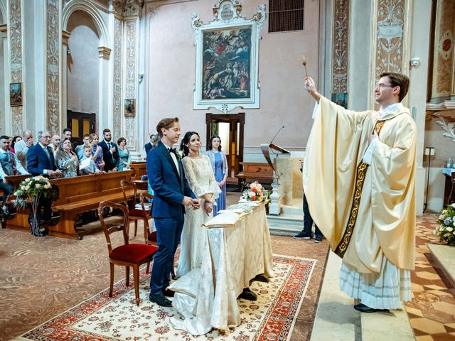 Il matrimonio di Marco e Anna a Castelverde, Cremona 14